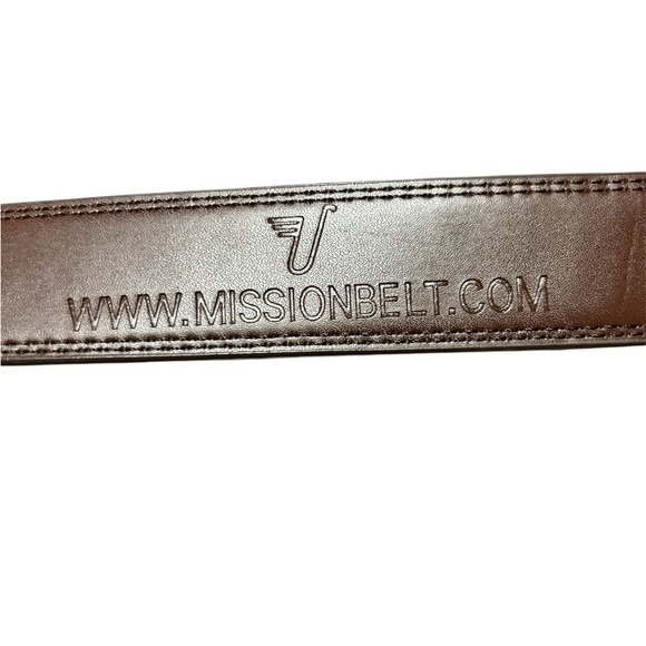 Mission belt. EUC mocha brown measures 50” end to end - Picture 5 of 5